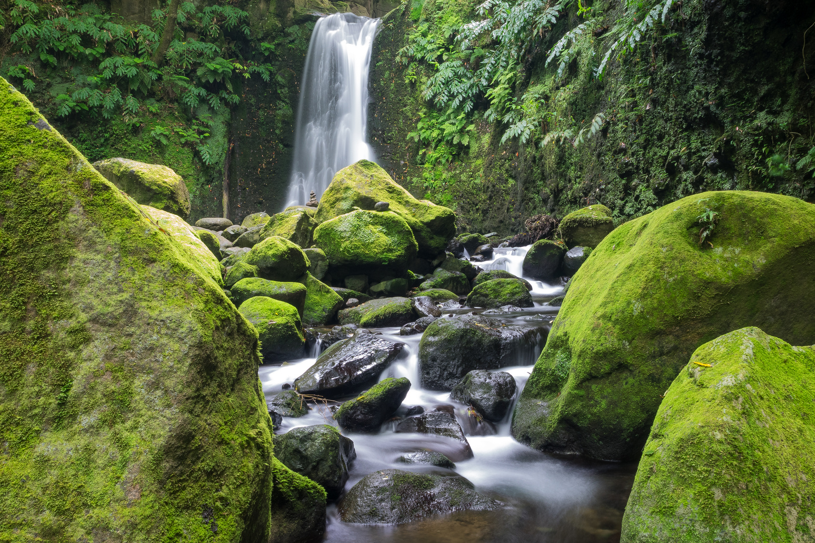 Wasserfall Salto do Cagarrao Azoren