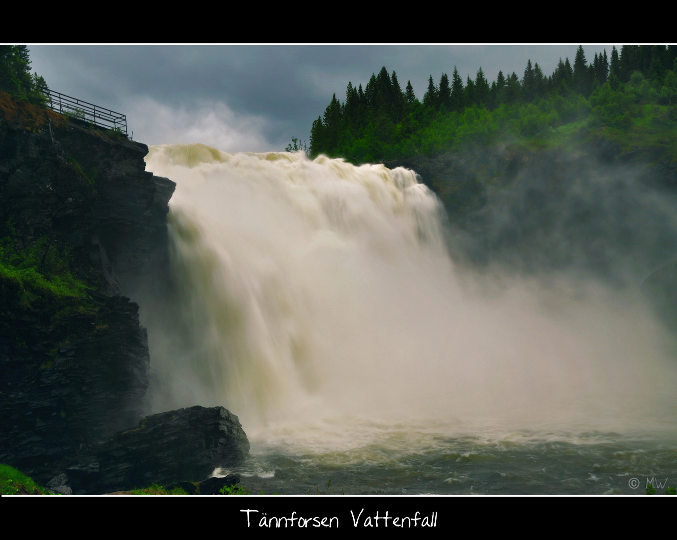 Wasserfall Tännforsen in Schweden