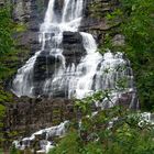 Wasserfall TVINDEFOSSEN in Norwegen