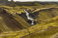 Wasserfall und Moos