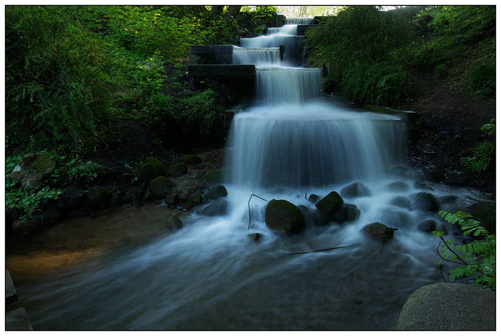 Wasserfall Wallanlagen Hamburg