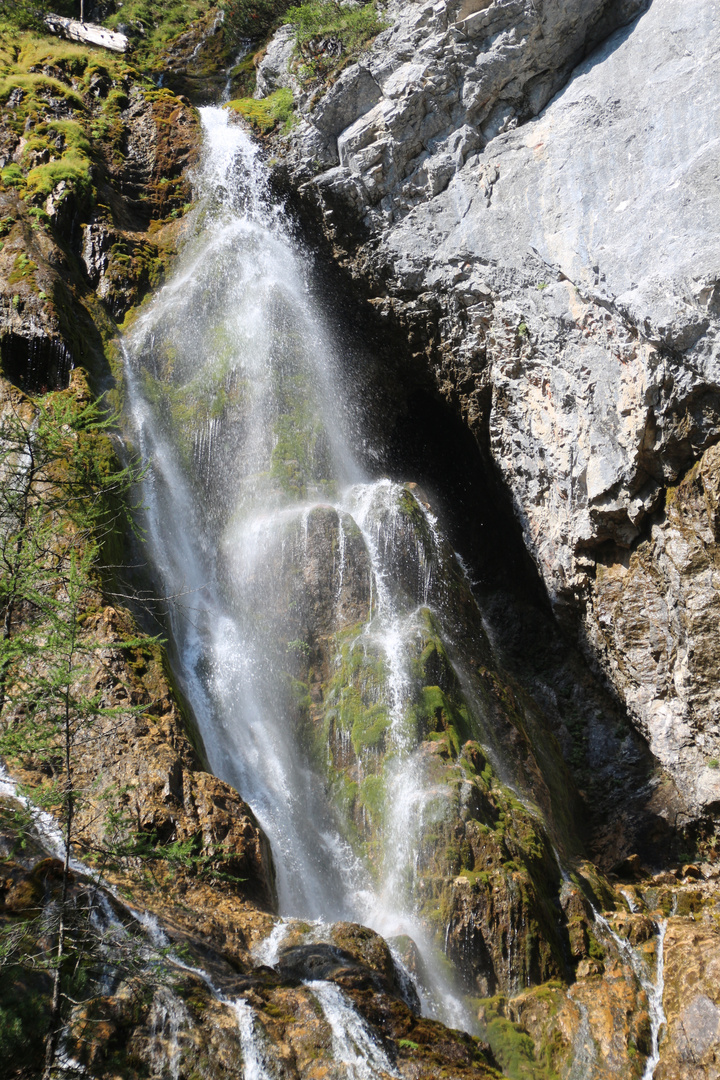 Wasserfall..2