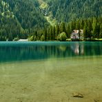 Wasserfarben mit dezenter Spiegelung...