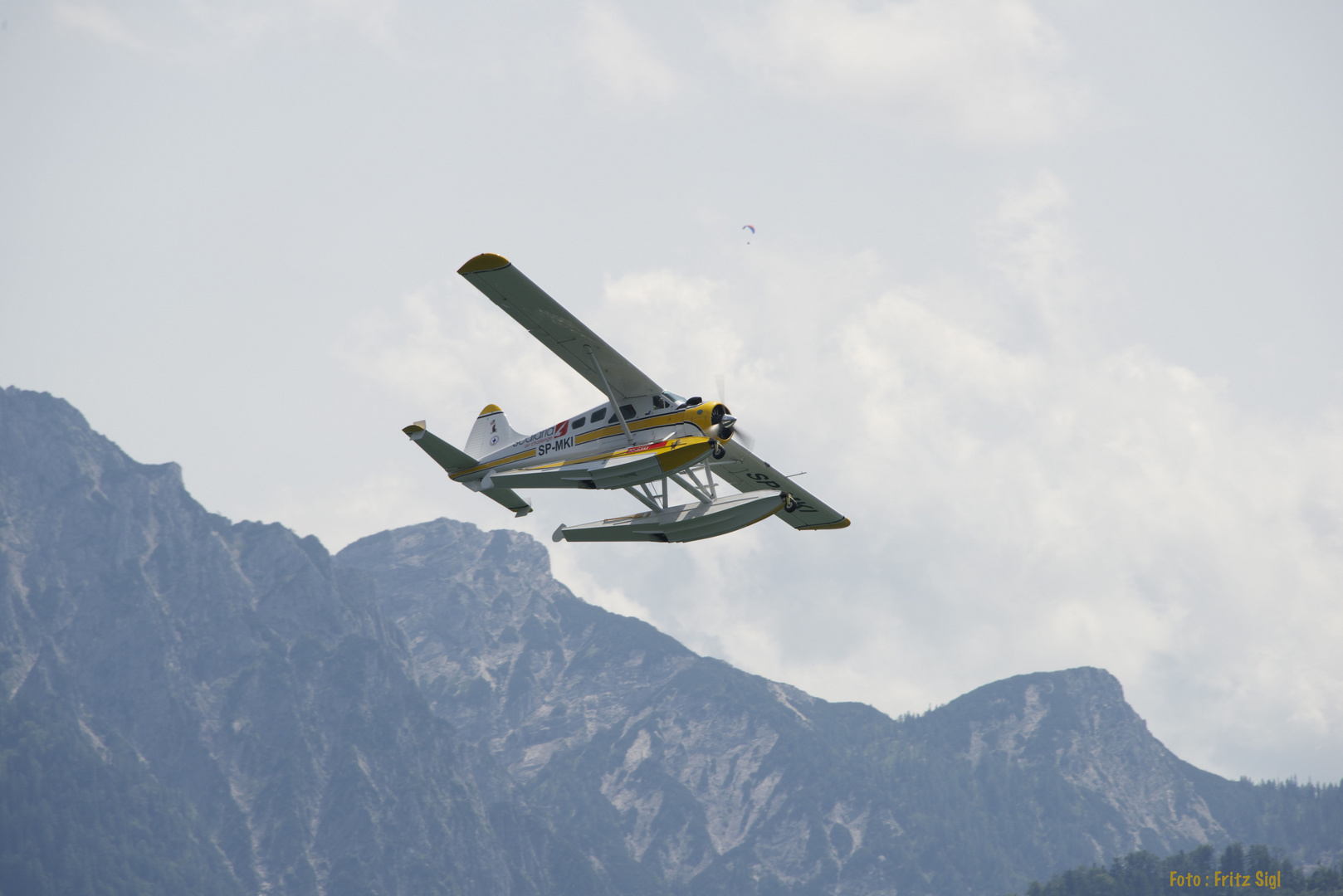 WASSERFLUGZEUG AM WOLFGANGSEE