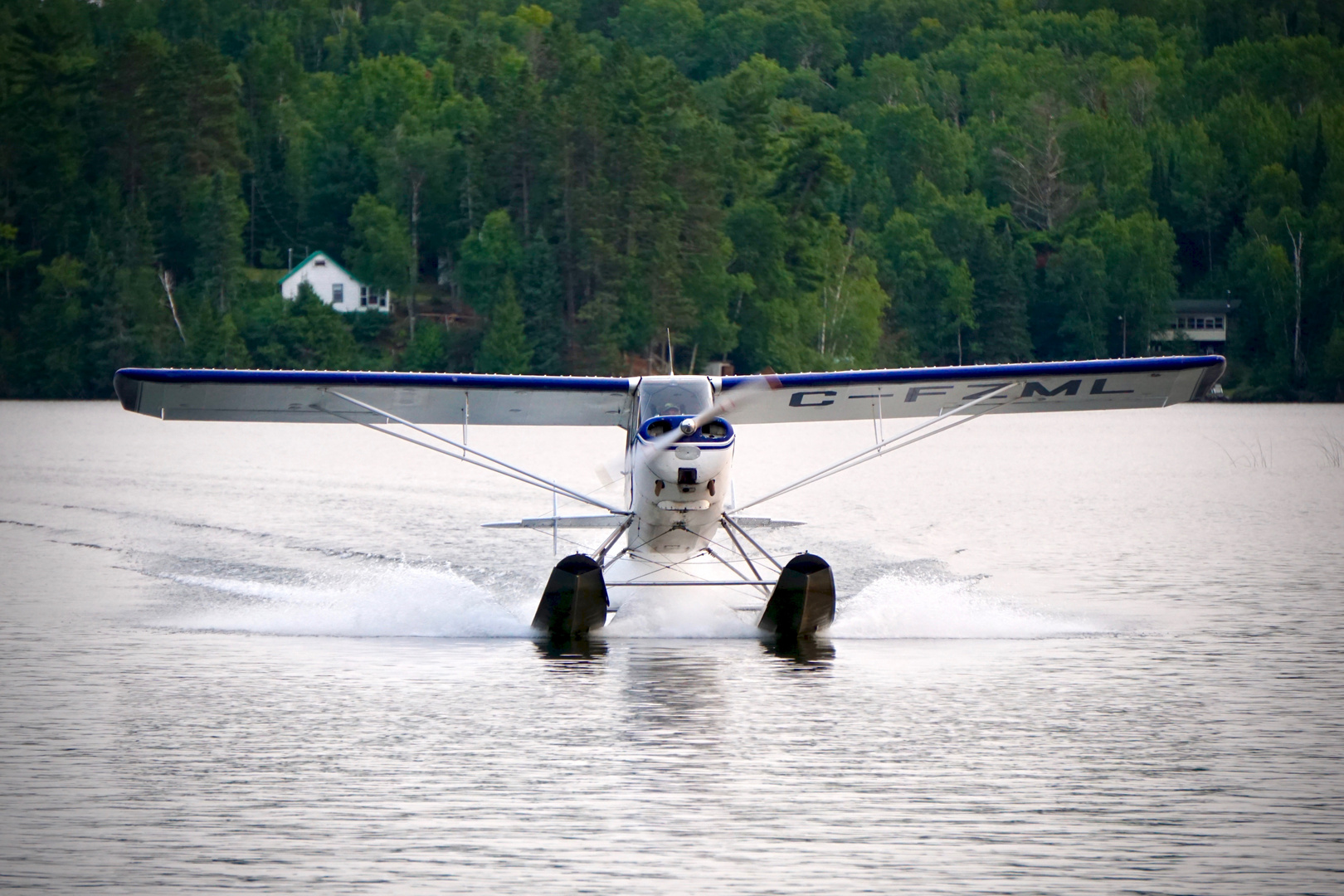 Wasserflugzeug Landung