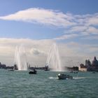 Wasserfontänen zur Begrüßung auf dem Weg nach Venedig.