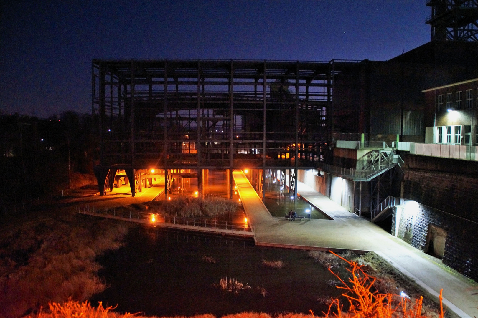 Wassergarten Reden bei Nacht