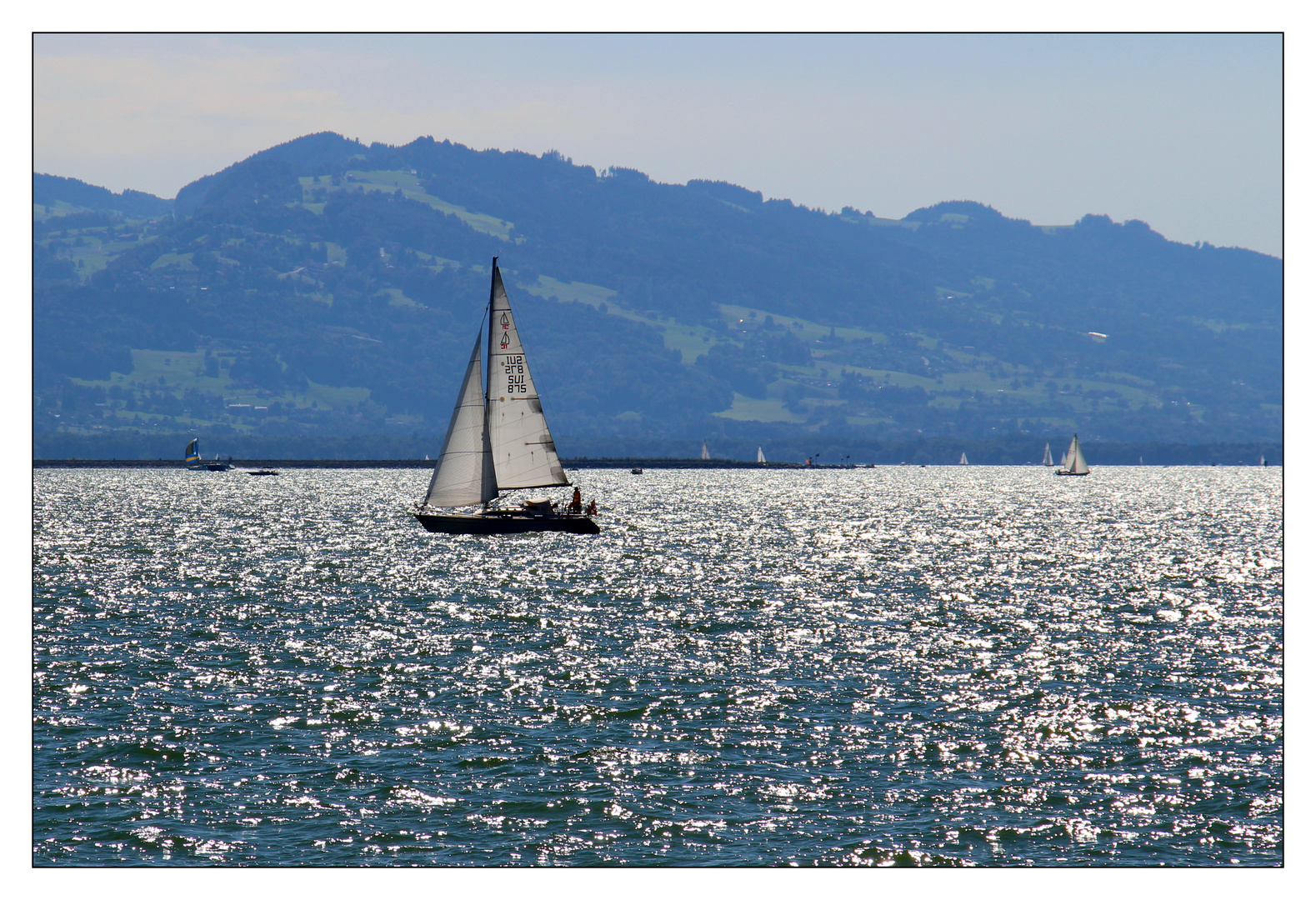 Wasserglitzern im Bodensee