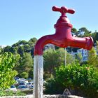 Wasserhahn in einem Park auf Menorca