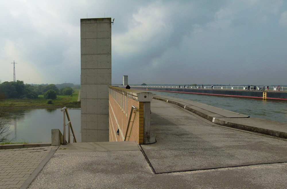 Wasserkreuz bei Magdeburg