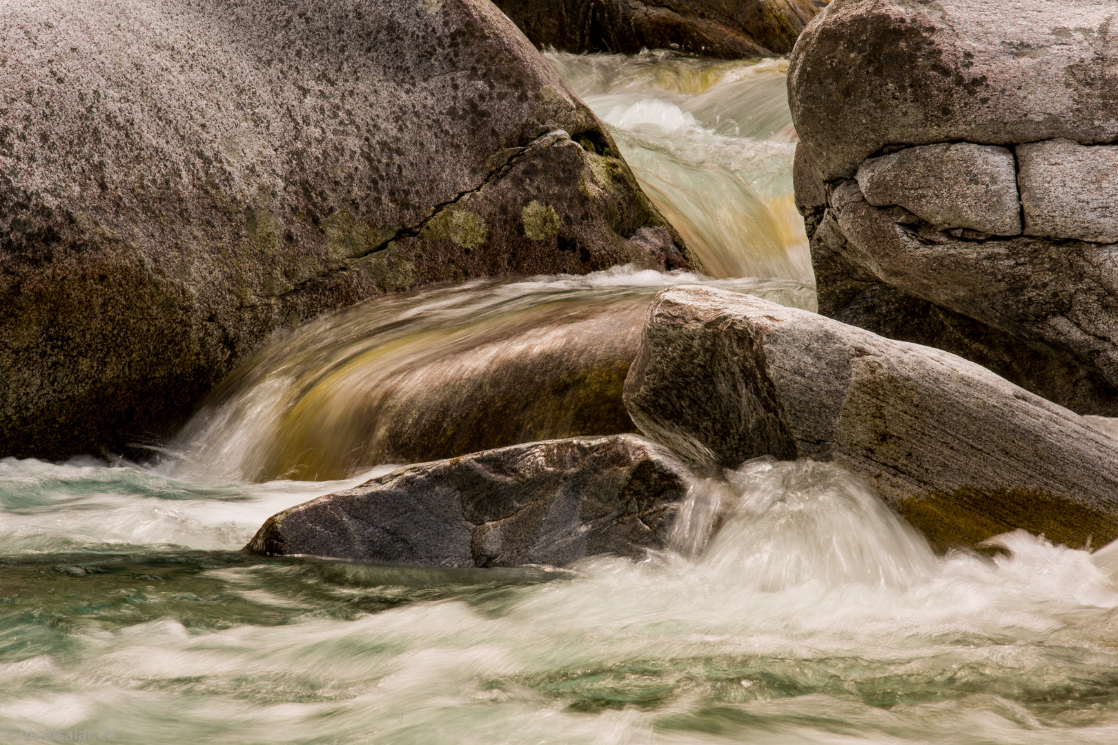 Wasserlauf in der Verzasca