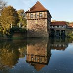 Wassermühle im Herbst