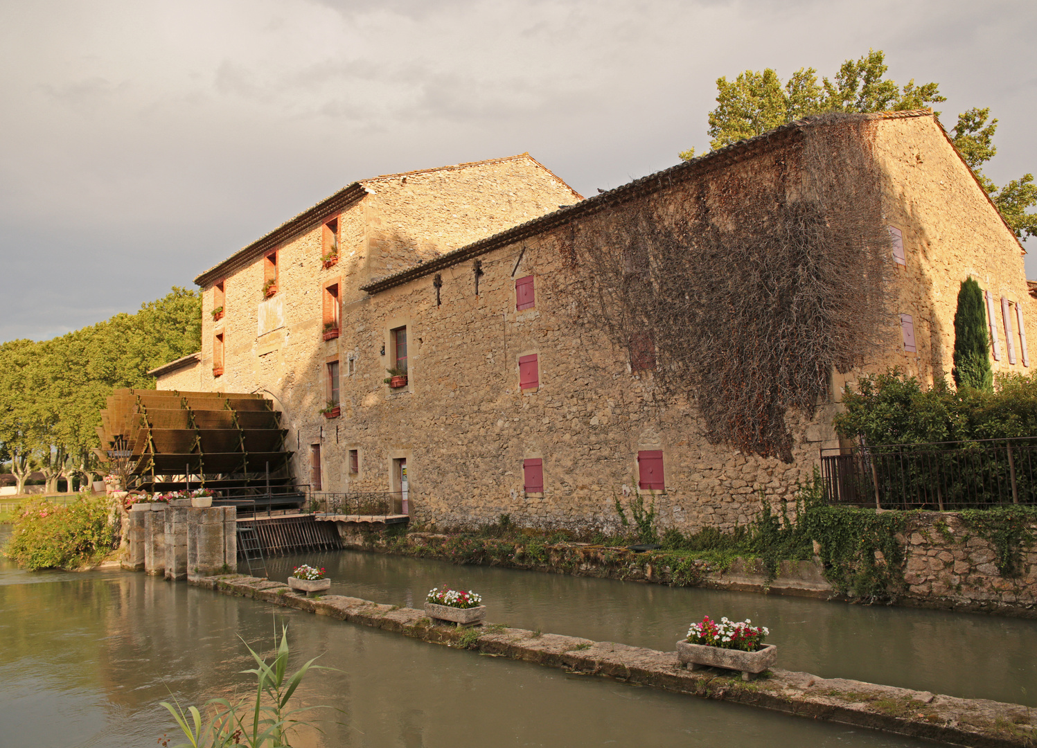 Wassermühle L`Isle sur la Sorgue