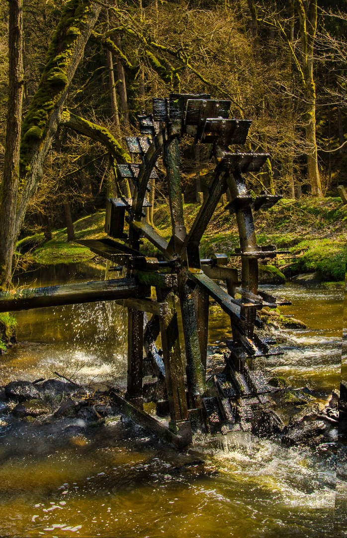 Wasserrad im Waldnaab Tal