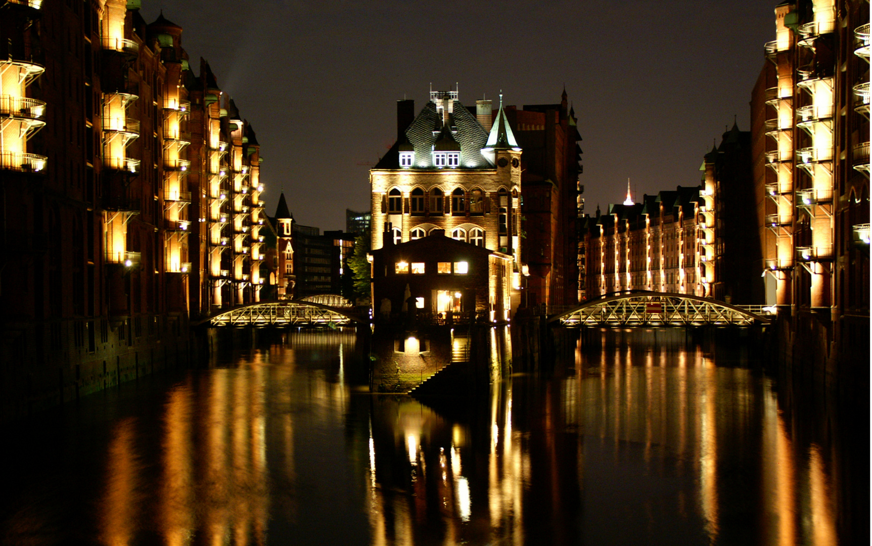 Wasserschlößchen in der Speicherstadt