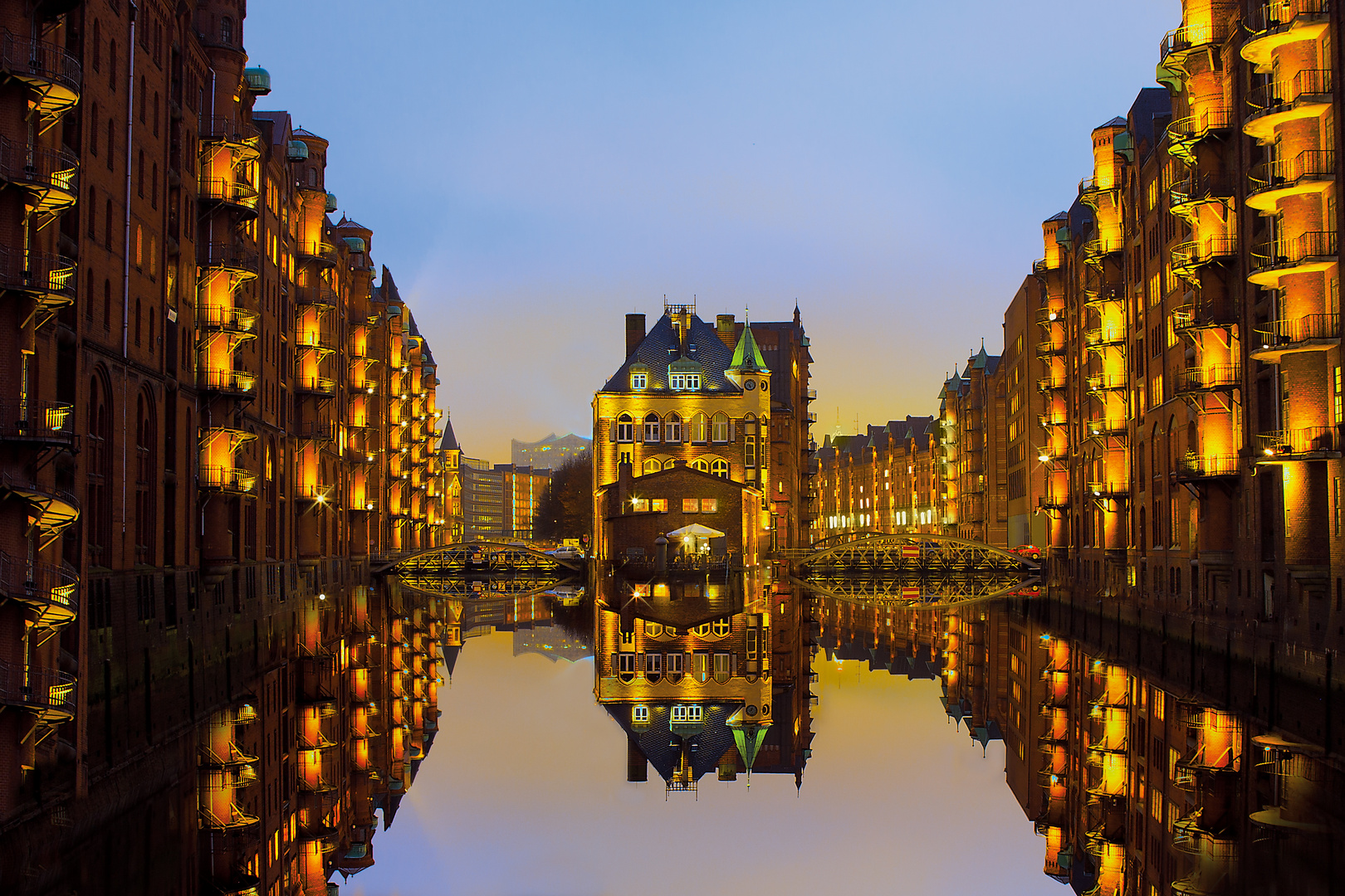 Wasserschlösschen in Hamburg-Speicherstadt