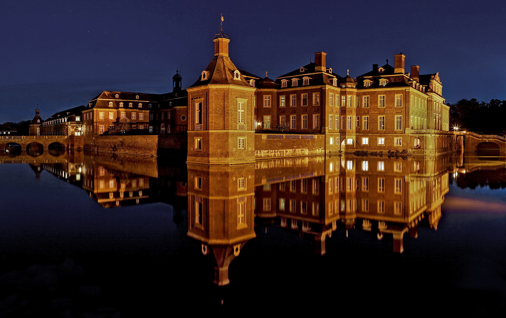 Wasserschloss Foto & Bild architektur, jahreszeiten, sommer Bilder