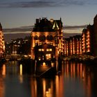 Wasserschloss bei Nacht