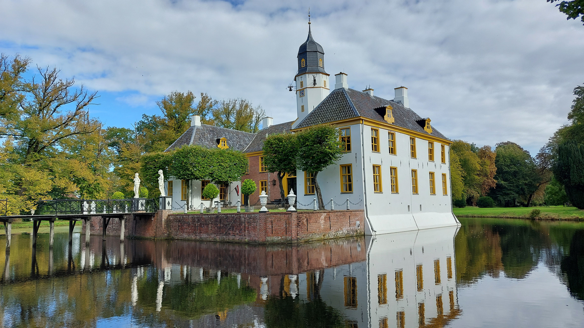 Wasserschloss Freylema in Slochteren  NL