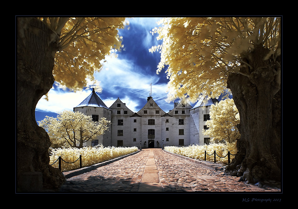 - Wasserschloss Glücksburg (IR) III -