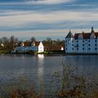 Wasserschloss Glücksburg von der anderen Seite