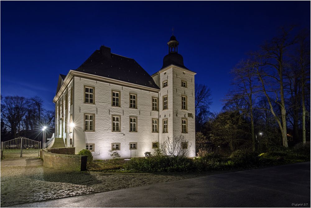 Wasserschloß Haus Voerde 202002 Foto & Bild world, nachtaufnahme