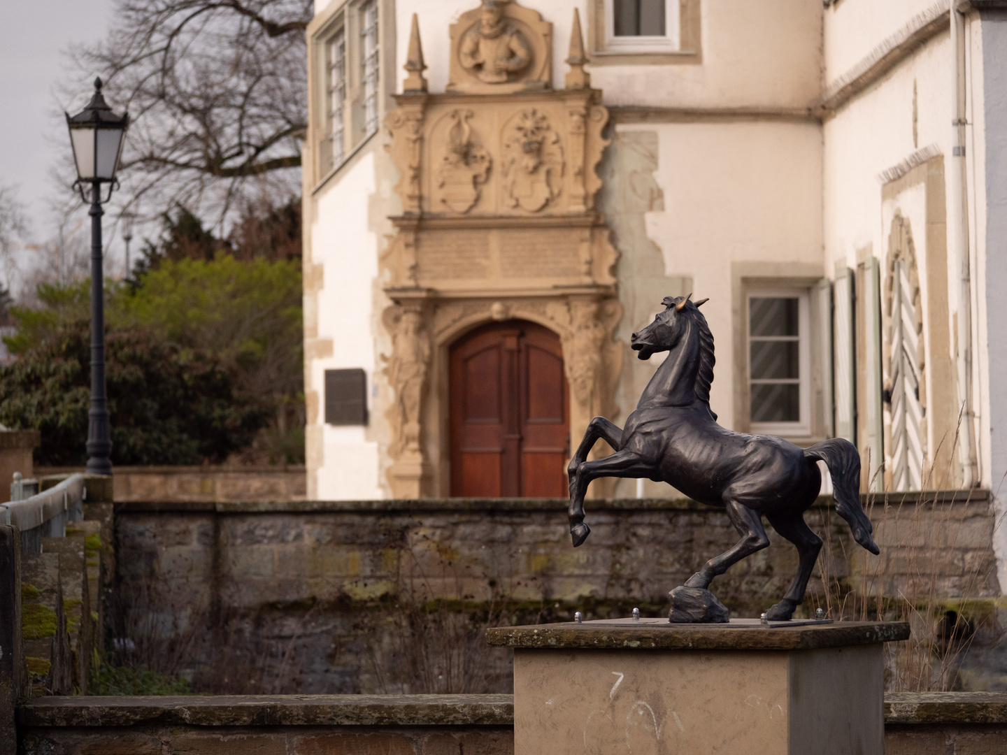 Wasserschloss mit dem Rappen