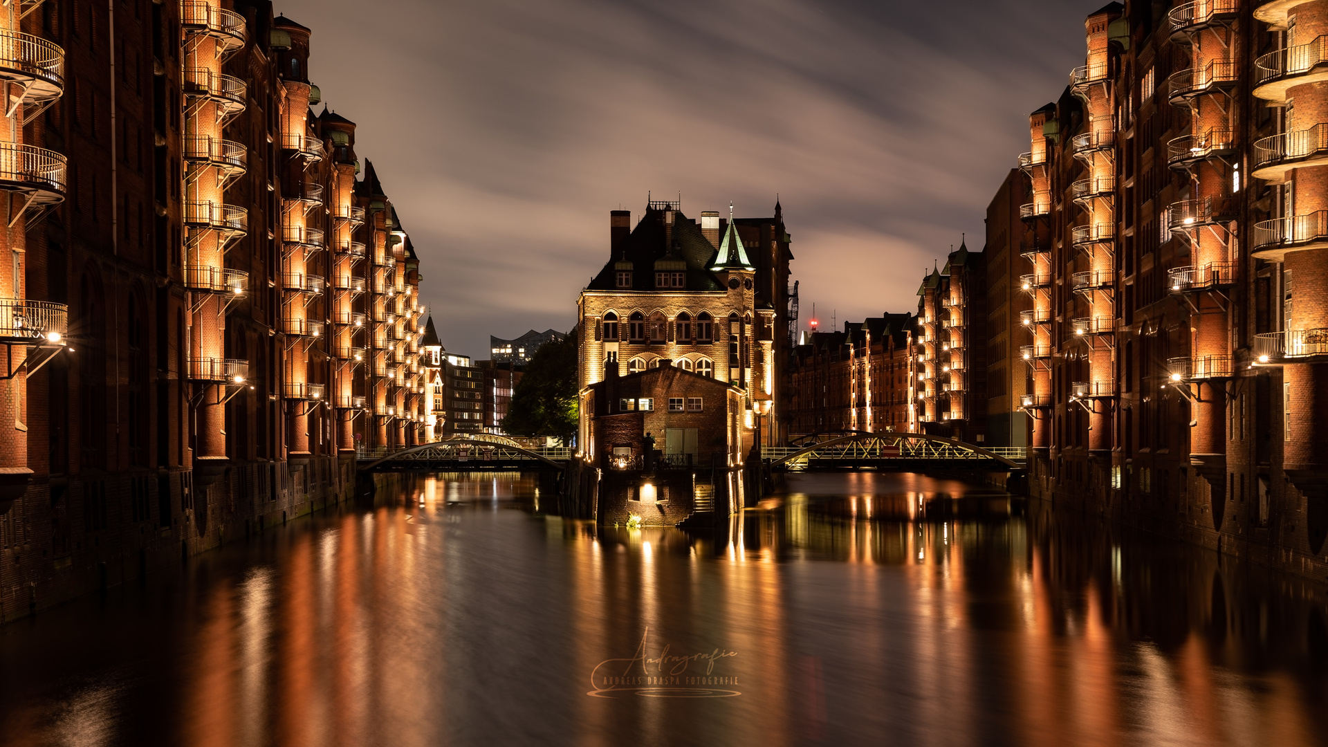  Wasserschloss Speicherstadt Hamburg