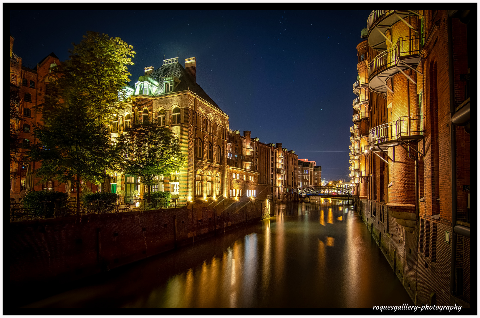 Wasserschloß und Speicherstadt