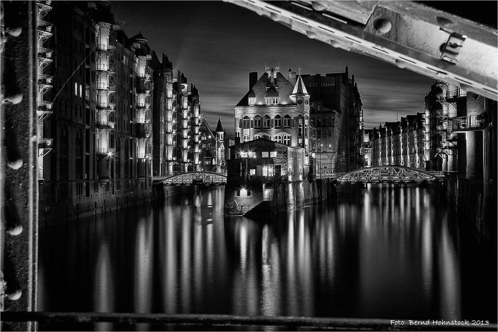 Wasserschloss und Teekkontor zu Hamburg