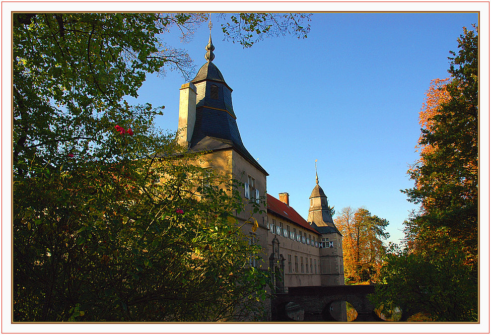 Wasserschloss Westerwinkel im Herbst