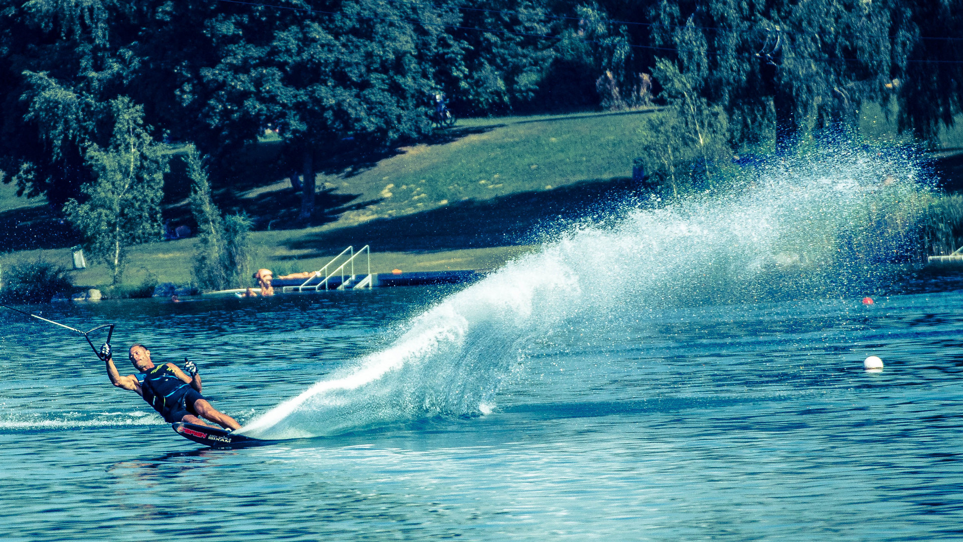 Wasserskisport am Ausee in Oberösterreich