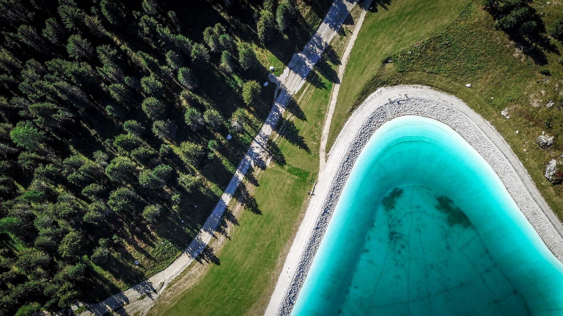 Wasserspeicher in den Dolomiten / Südtirol