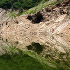 Wasserspiegelung auf einem Seitenarm des Jantze in China