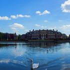 Wasserspieglung am Schloss