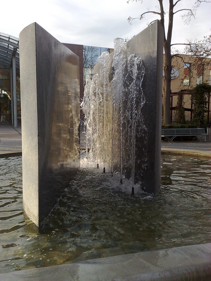 Wasserspiel am BrückenCenter