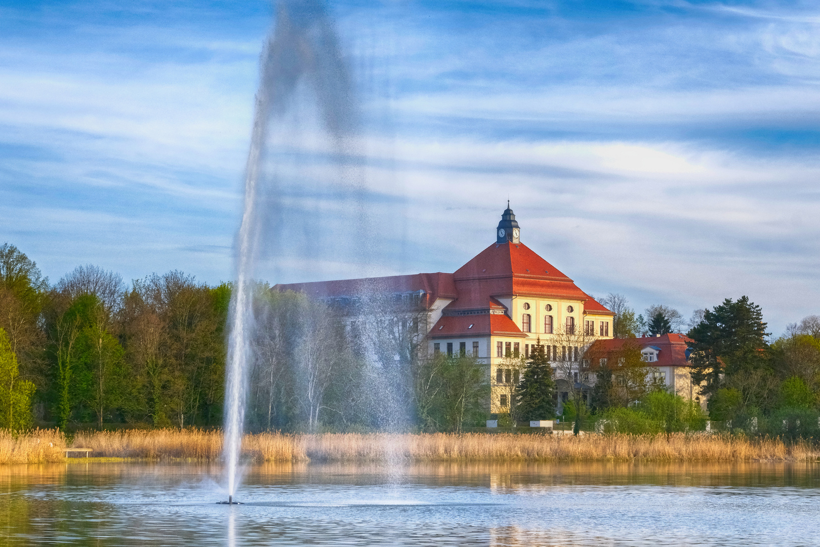 Wasserspiel an Nachmittag