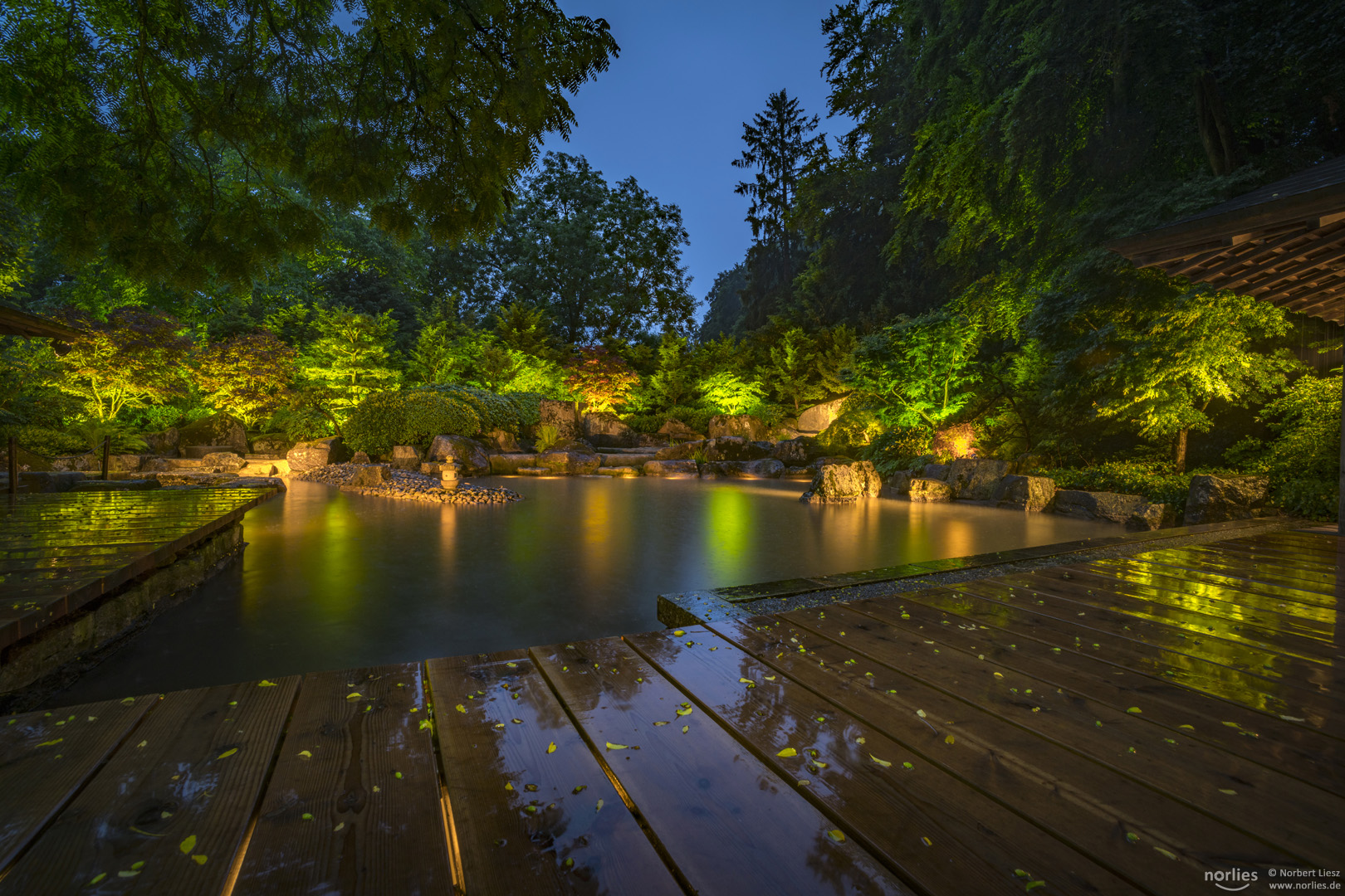 Wasserspiel im Japangarten