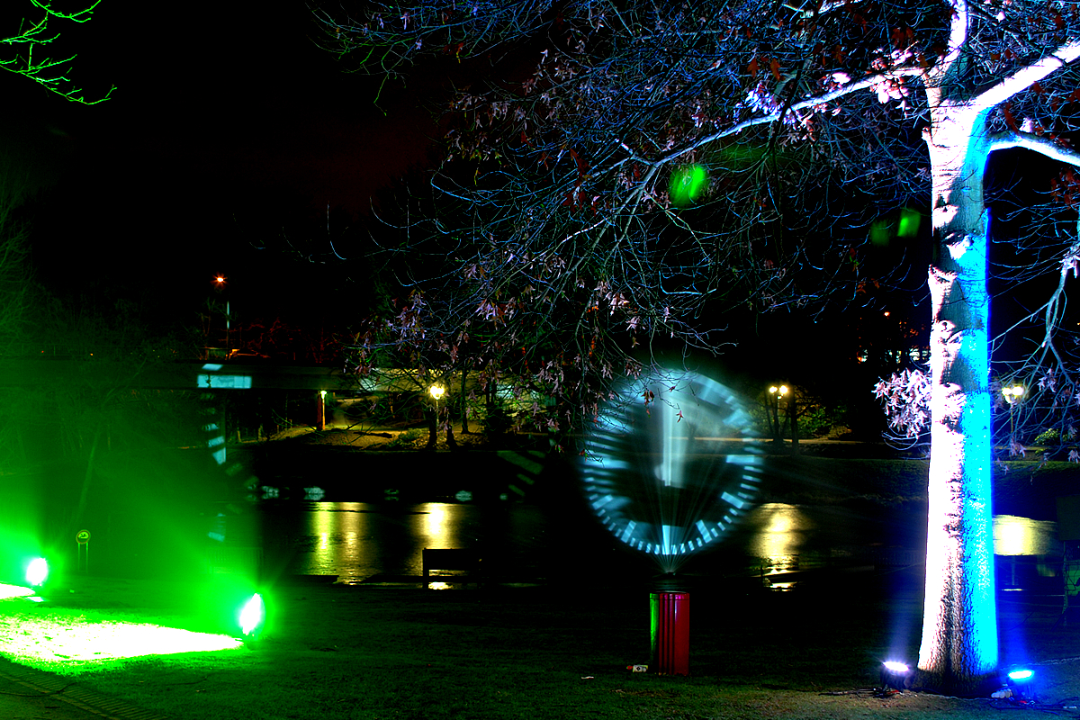 Wasserspiel / Uhr / Parkleuchten 02/2013