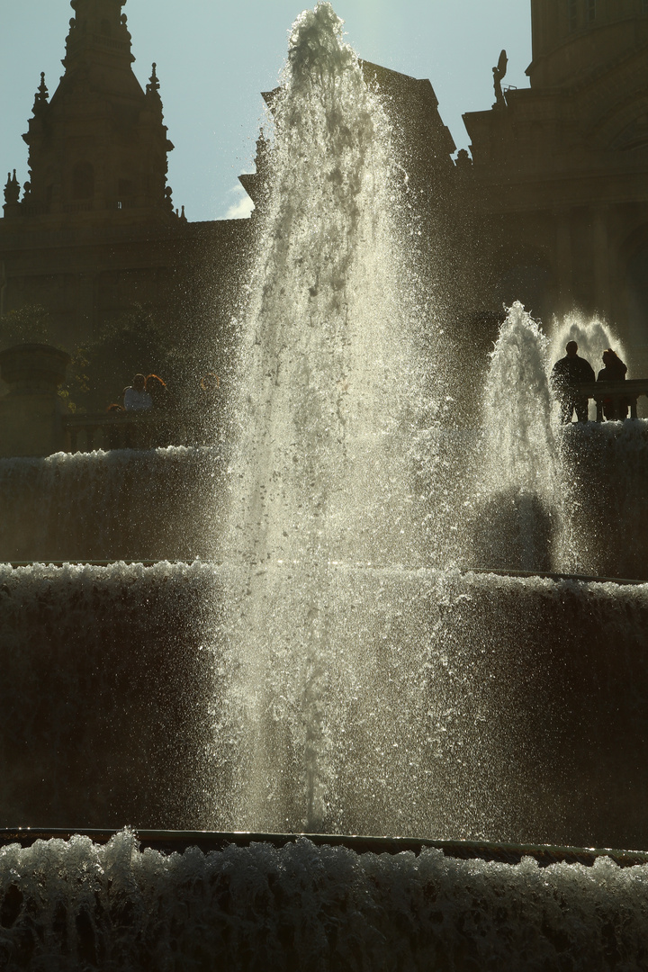 Wasserspiel vor dem Palau Nacional de Montjuic