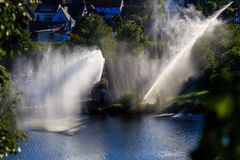 Wasserspiele am Neckar