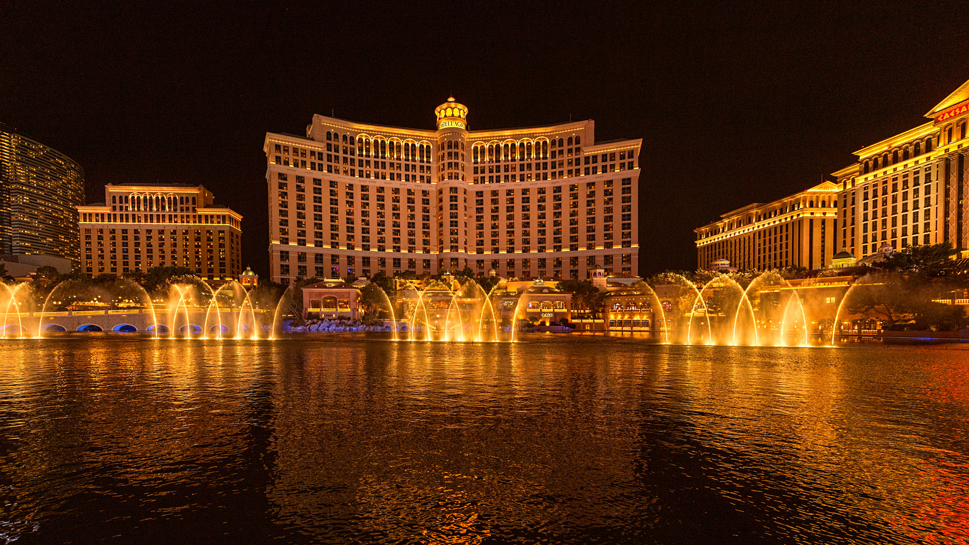 Wasserspiele bei Nacht am Hotel Bellagio, Las Vegas