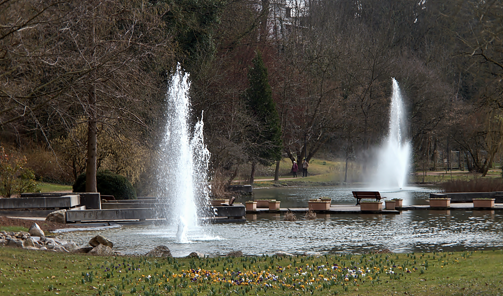 ~~~ Wasserspiele ~~~