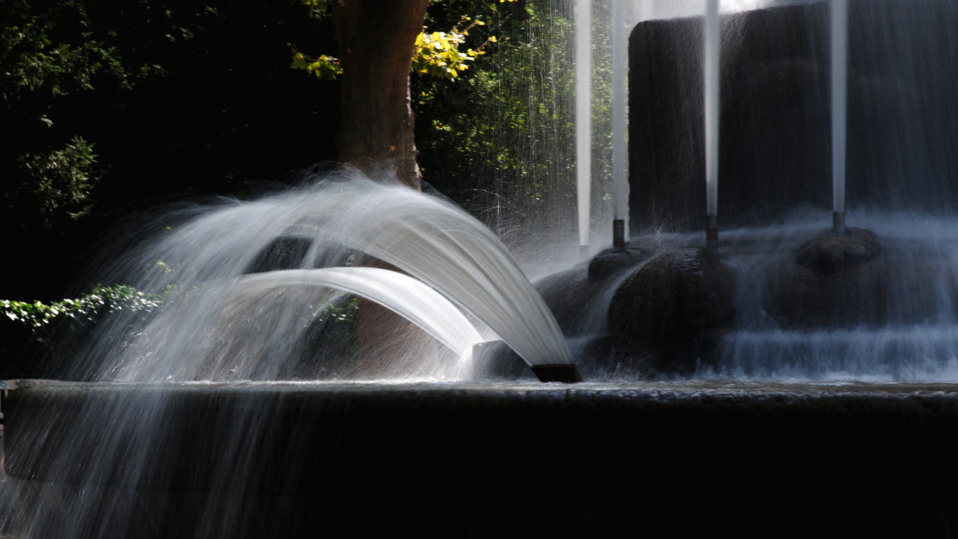 Wasserspiele im Park