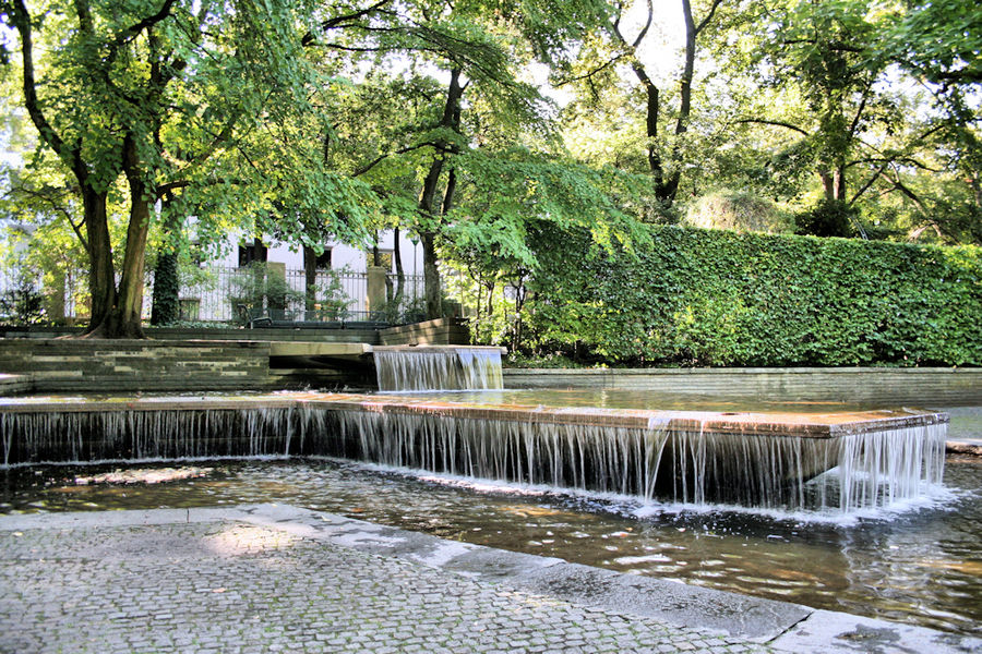 Wasserspiele im Stadtgarten Karlsruhe01