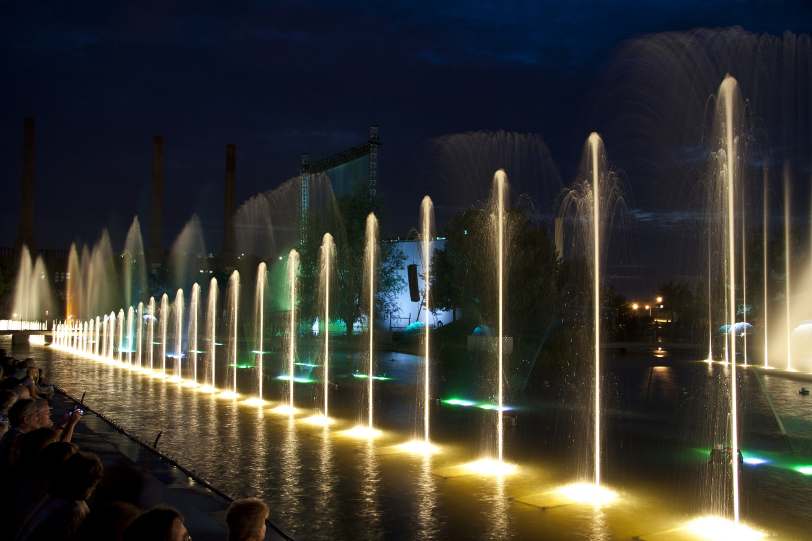 Wasserspiele in der Autostadt Wolfsburg