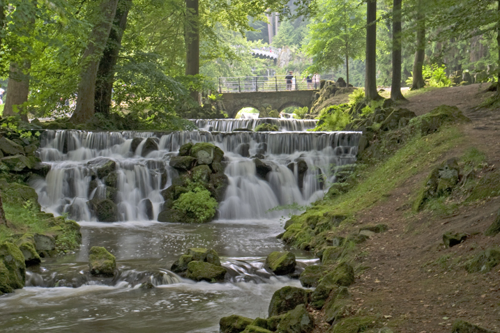 Wasserspiele - zwischen Teufelsbrücke und Aquädukt