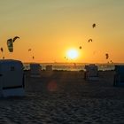 Wassersport beim Sonnenuntergang