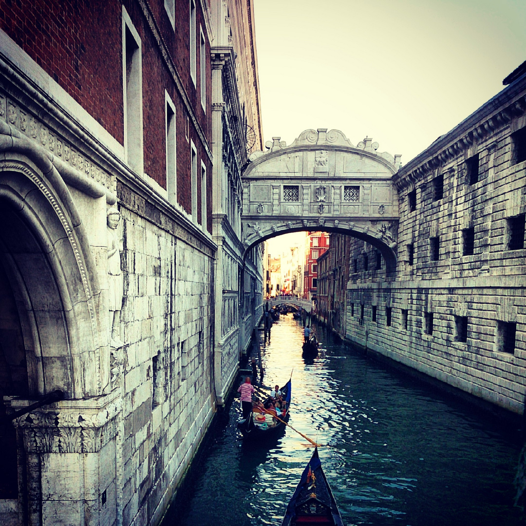 Wasserstraße in Venedig