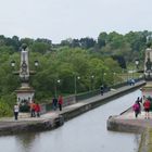 Wasserstraßenbrücke über die Loire